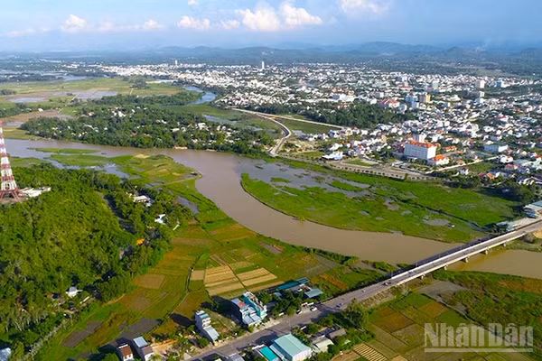 Một góc khu vực thành phố Tam Kỳ, tỉnh Quảng Nam (cũ), nay là khu vực phía nam thành phố Đà Nẵng. (Ảnh: ANH QUÂN)