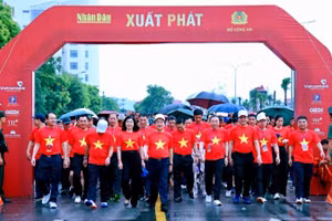 Đồng lòng hướng tới tương lai xanh, sạch, bền vững.