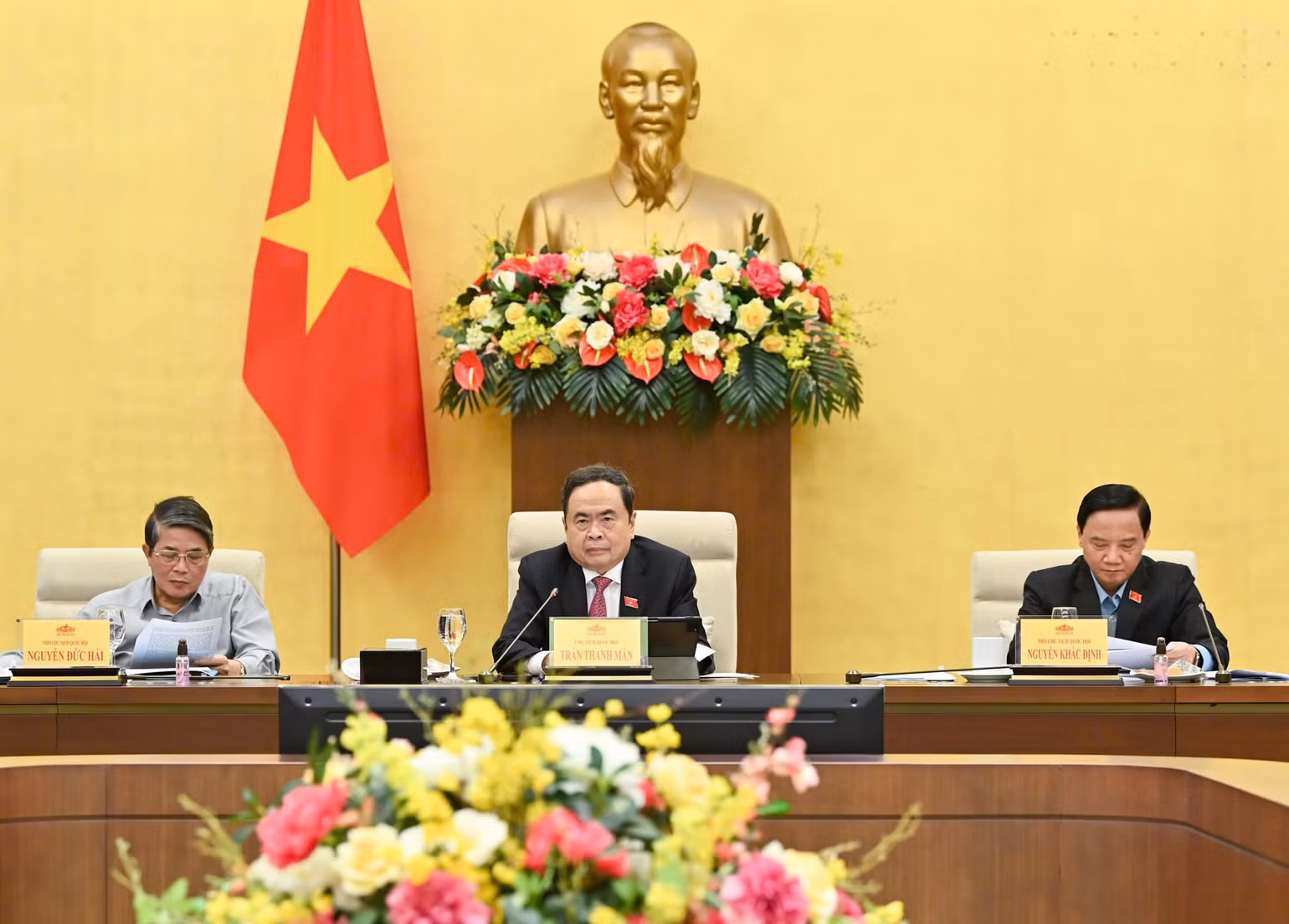 chu-tich-quoc-hoi-tran-thanh-man-phat-bieu-tai-phien-hop-chieu-18-6-anh-duy-linh.jpg