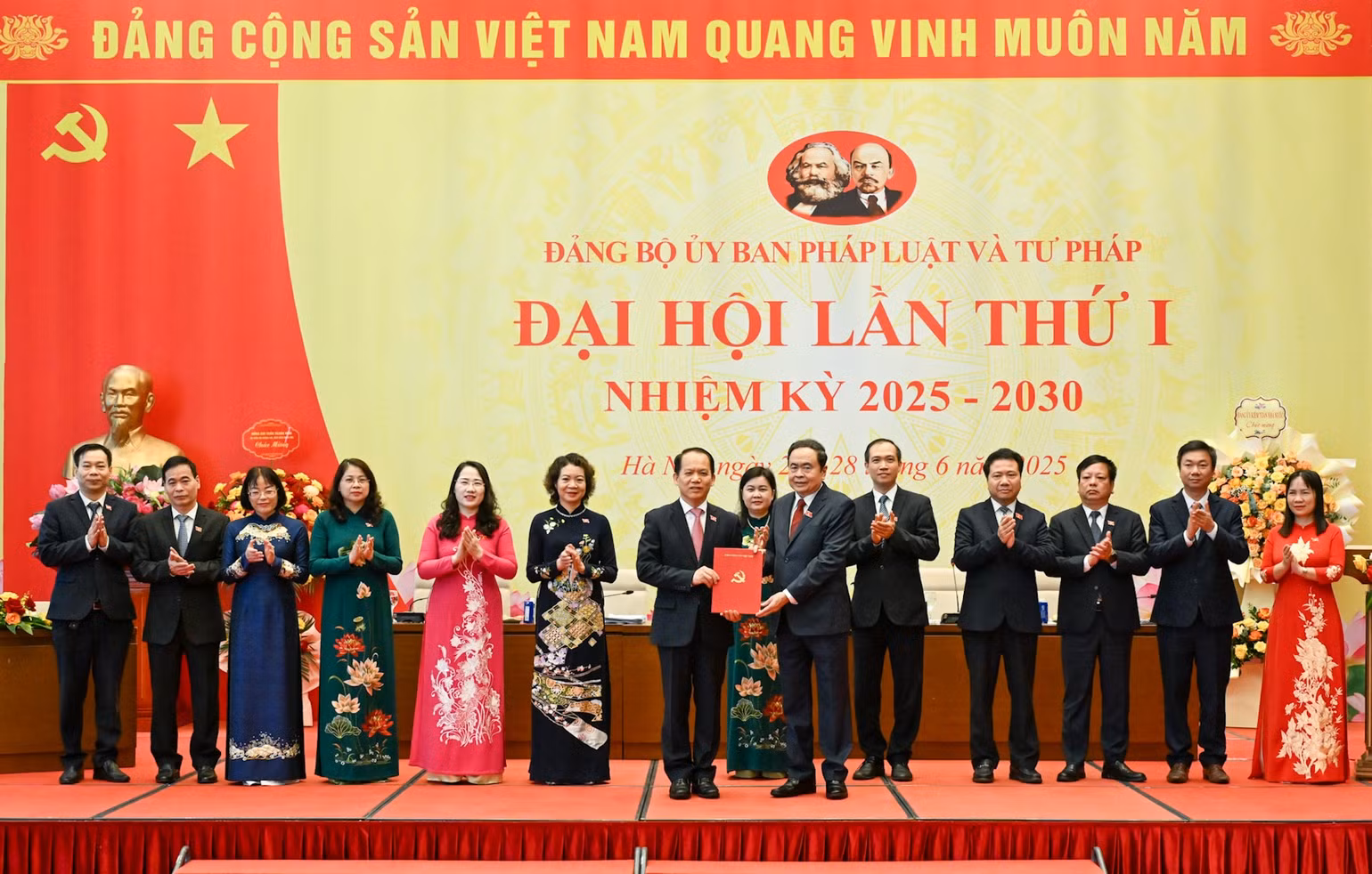 3a-1367.jpg