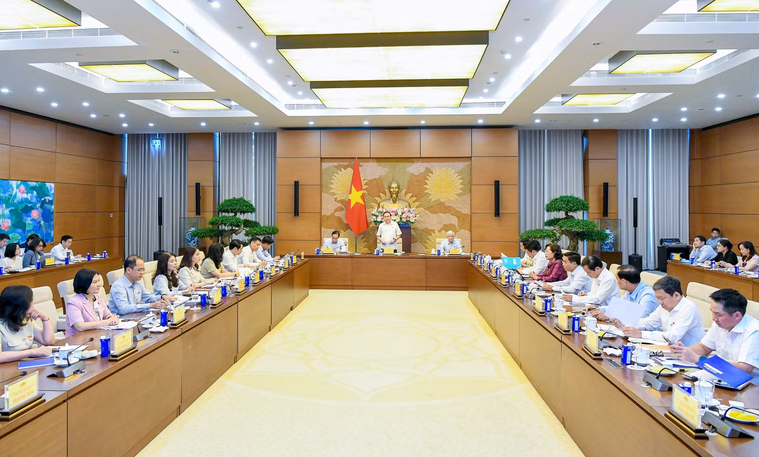 chu-tich-quoc-hoi-tran-thanh-man-phat-bieu4.jpg