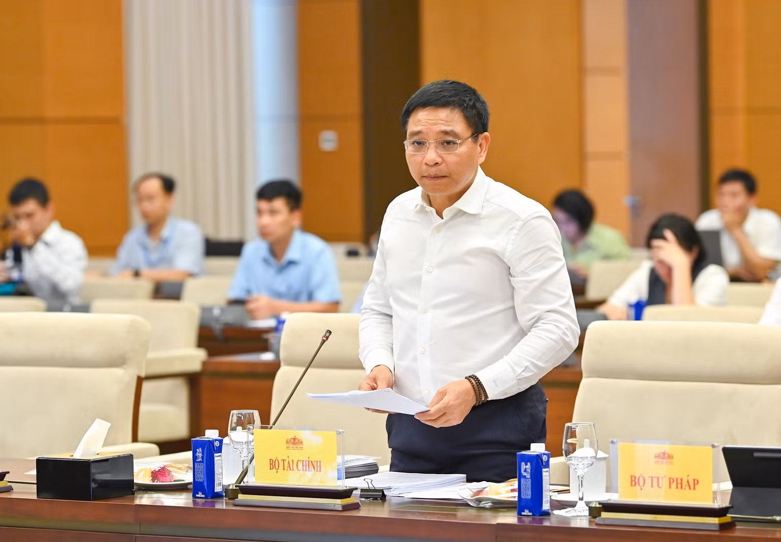 bo-truong-tai-chinh-nguyen-van-thang.jpg
