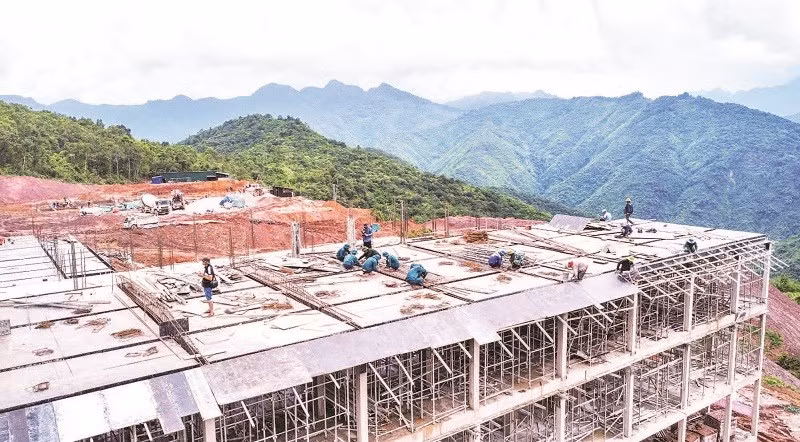 Những ngôi trường khang trang dần hiện hữu nơi biên giới Việt Nam-Lào.
