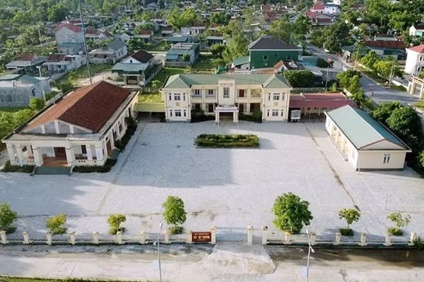 Đẩy nhanh tiến độ xử lý, khai thác nhà, đất dôi dư sau sắp xếp. (Ảnh: VGP)