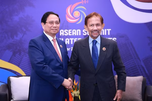 Thủ tướng Chính phủ Phạm Minh Chính hội kiến Quốc vương Brunei Darussalam Sultan Haji Hassanal Bolkiah. (Ảnh: VGP/Nhật Bắc)