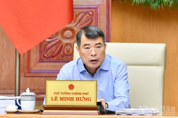 Thủ tướng Lê Minh Hưng phát biểu ý kiến tại cuộc họp. (Ảnh: THANH GIANG)