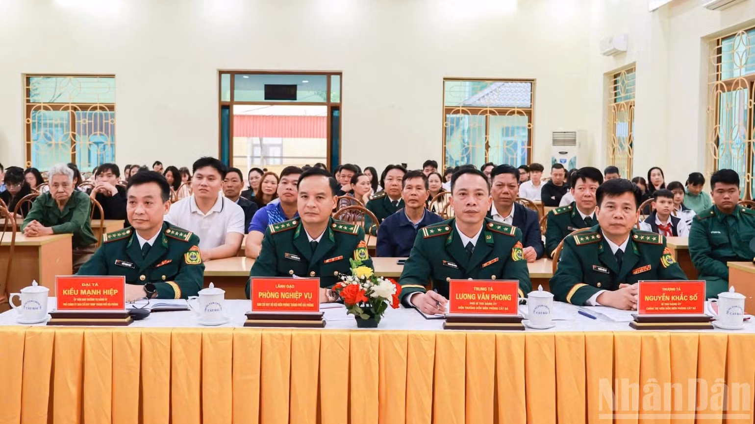 ndo_br_cac-dai-bieu-tham-du-ngay-hoi-1-7173.jpg