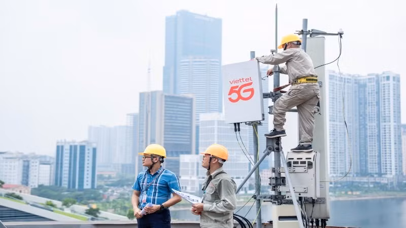 Từ nay đến hết tháng 12/2025, Tập đoàn Viettel tiếp tục lắp đặt mới 23.500 trạm 5G.