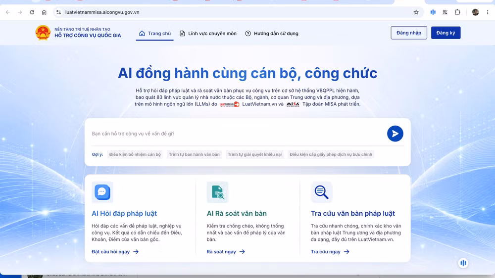 Giao diện AI công vụ do Công ty Cổ phần MISA và Công ty Cổ phần Truyền thông luật Việt Nam (LuatVietnam.vn) phát triển. (Ảnh: HÀ LINH)
