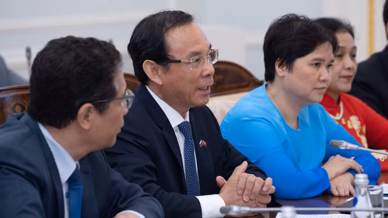 Bí thư Thành ủy Thành phố Hồ Chí Minh Nguyễn Văn Nên phát biểu ý kiến. (Ảnh: THANH THỂ) Bí thư Thành ủy Thành phố Hồ Chí Minh Nguyễn Văn Nên phát biểu ý kiến. (Ảnh: THANH THỂ)
