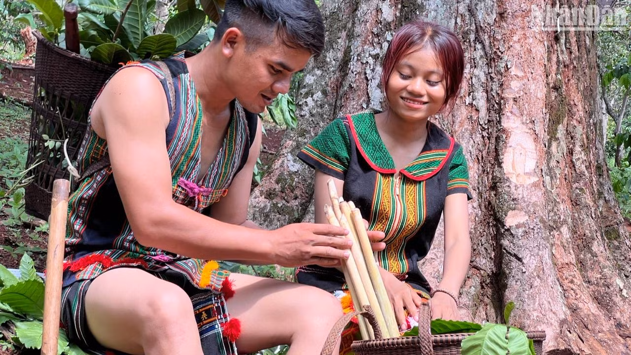 Nét đẹp thổ cẩm của người S’tiêng tại huyện Bù Đăng.