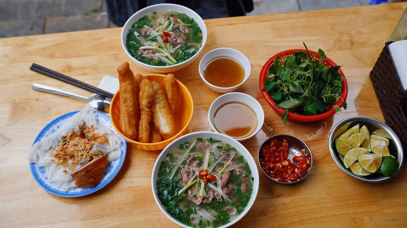 Một "combo" đáng để thử cho một buổi sáng khi Hà Nội vào thu. Một "combo" đáng để thử cho một buổi sáng khi Hà Nội vào thu.