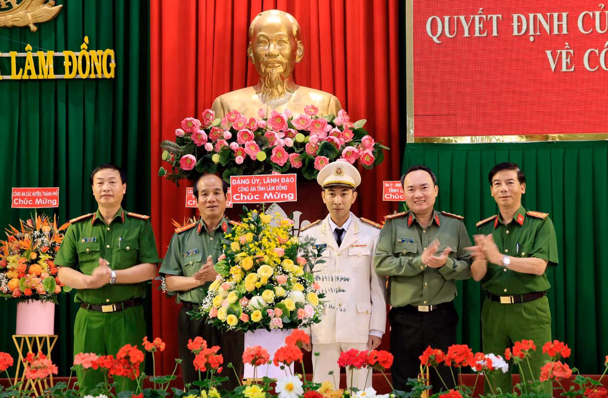 Ban Giám đốc Công an tỉnh Lâm Đồng. Ban Giám đốc Công an tỉnh Lâm Đồng.