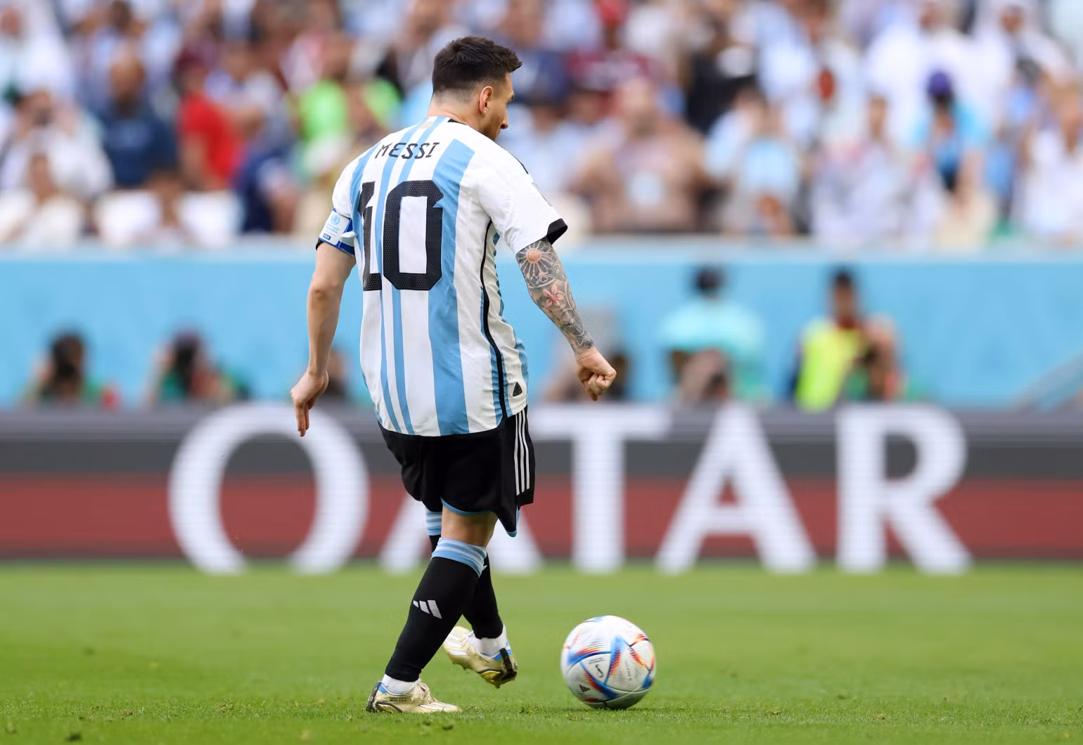 Messi làm rung lưới đối thủ trong tình huống việt vị. (Nguồn: Fifa)