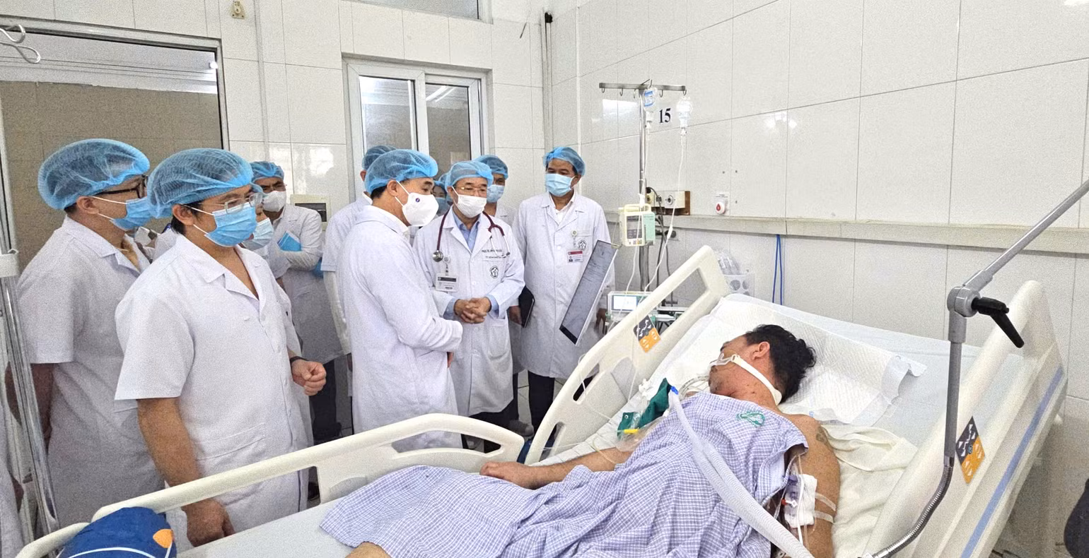 Nhiều gợi mở từ những người trong nghề để có một môi trường y tế nhân văn và an toàn. Nhiều gợi mở từ những người trong nghề để có một môi trường y tế nhân văn và an toàn.