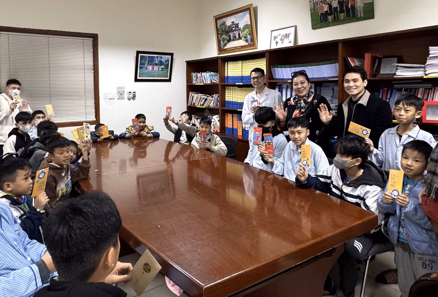 Với các bệnh nhân cần máu, mỗi giọt máu được cho đi là nguồn sống và cả niềm hy vọng. Với các bệnh nhân cần máu, mỗi giọt máu được cho đi là nguồn sống và cả niềm hy vọng.