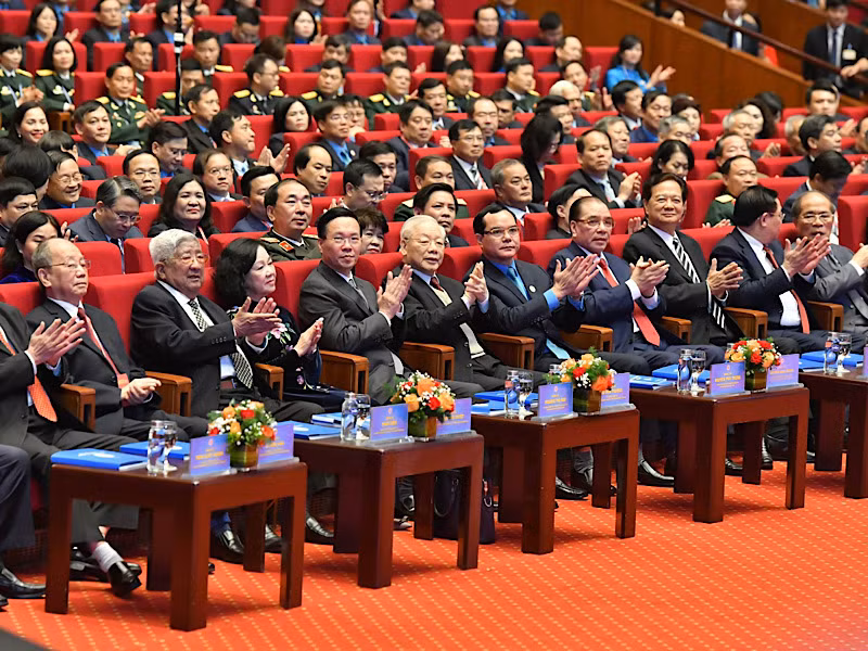 Các đại biểu dự đại hội.
