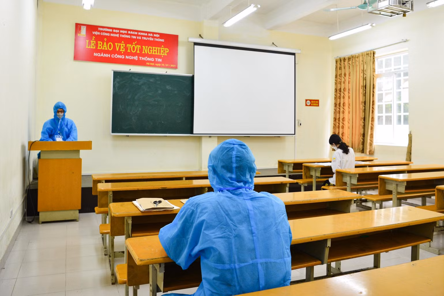 Tại điểm thi Trường đại học Bách khoa Hà Nội (Hà Nội) có 1 thí sinh F0, được bố trí thi phòng riêng.