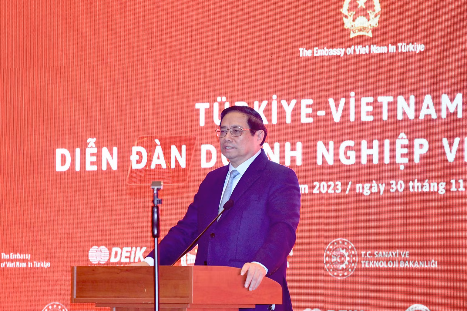 Thủ tướng Phạm Minh Chính phát biểu tại diễn đàn.