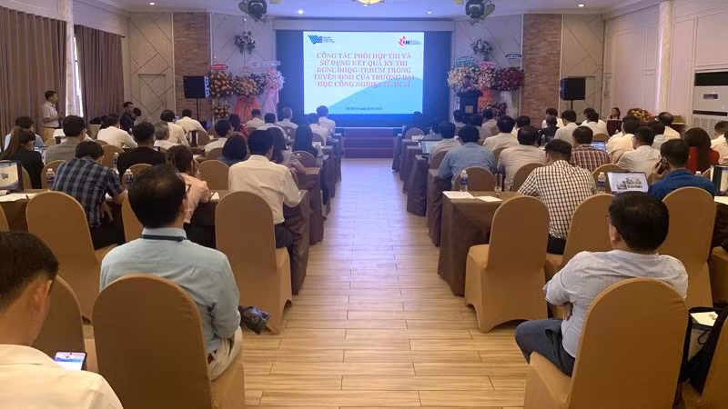 Quang cảnh Hội nghị Tổng kết công tác tổ chức Kỳ thi Đánh giá năng lực Đại học Quốc gia Thành phố Hồ Chí Minh năm 2023.