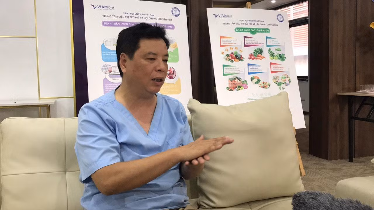 "Việc phối hợp kiểm tra giám sát bữa ăn cho học sinh giữa nhà trường và phụ huynh là điều rất cần thiết"".
