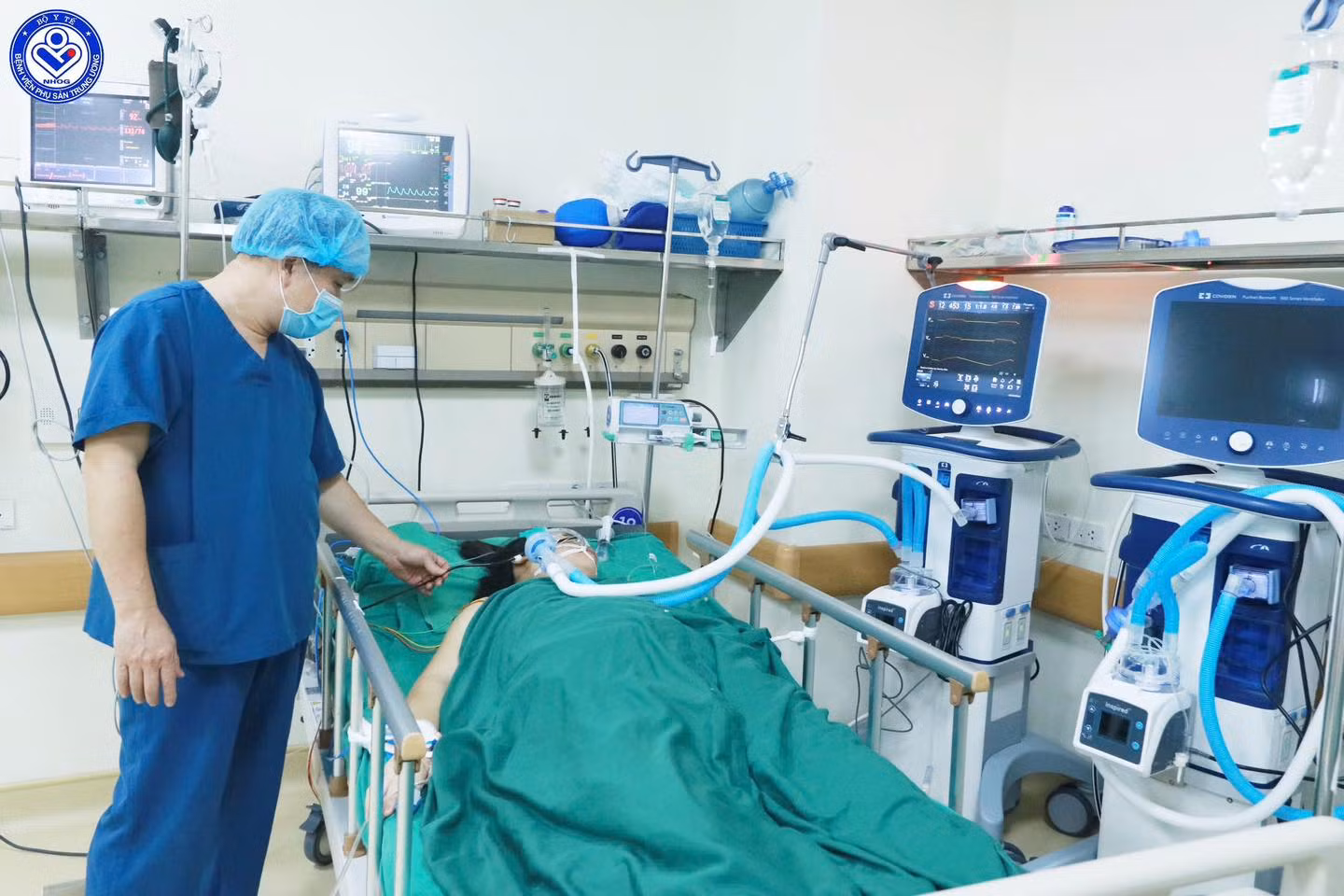 Sản phụ được chăm sóc đặc biệt. Sản phụ được chăm sóc đặc biệt.