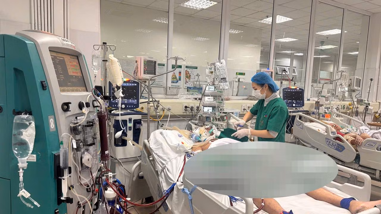 Bệnh nhân được chăm sóc, điều trị đặc biệt. Bệnh nhân được chăm sóc, điều trị đặc biệt.