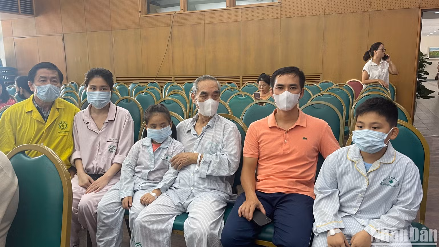 Cả gia đình nhà ông Vấn đã hồi phục sức khỏe.