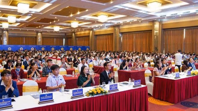 Toàn cảnh hội nghị. Toàn cảnh hội nghị.