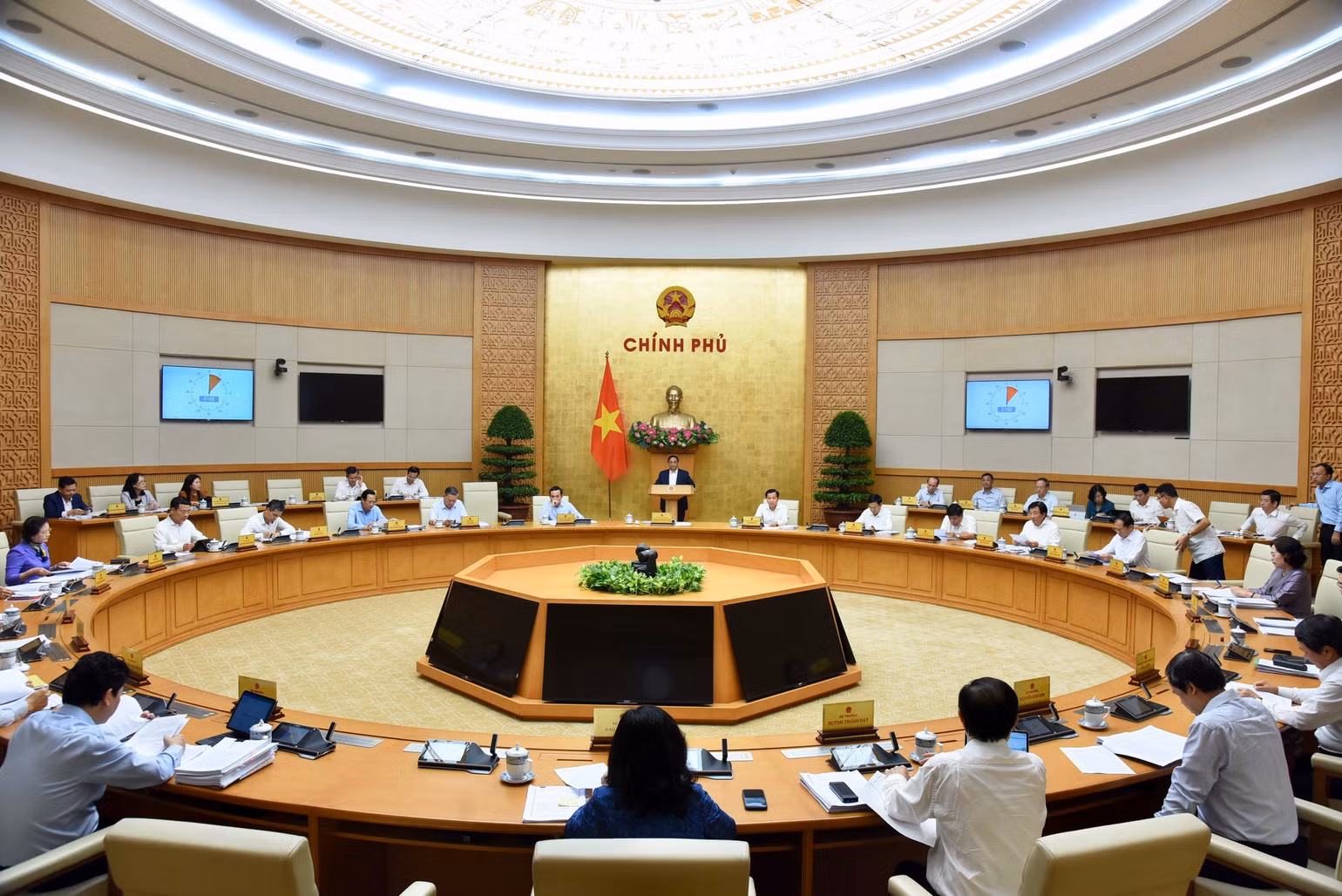 Toàn cảnh phiên họp. Toàn cảnh phiên họp.