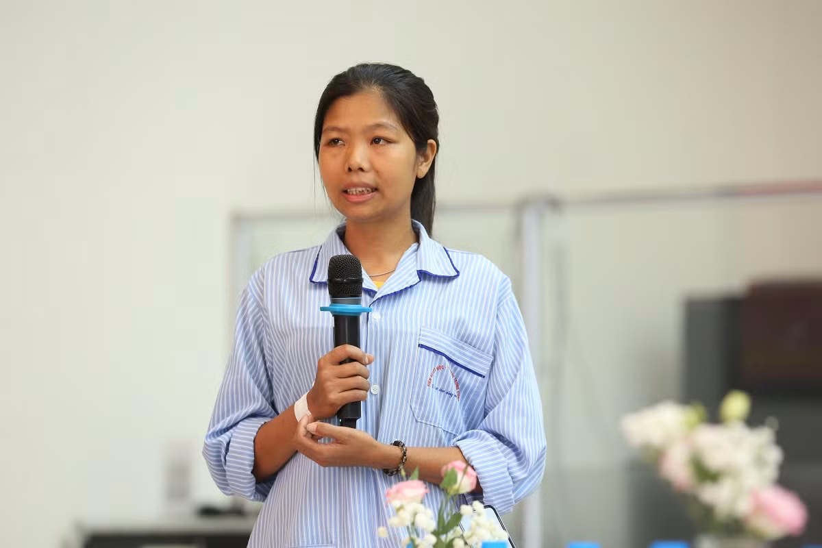 Bệnh nhân thalassemia gửi lời cảm ơn tới những người hiến máu hòa hợp đã giúp chị có cơ hội được ổn định sức khỏe. Bệnh nhân thalassemia gửi lời cảm ơn tới những người hiến máu hòa hợp đã giúp chị có cơ hội được ổn định sức khỏe.