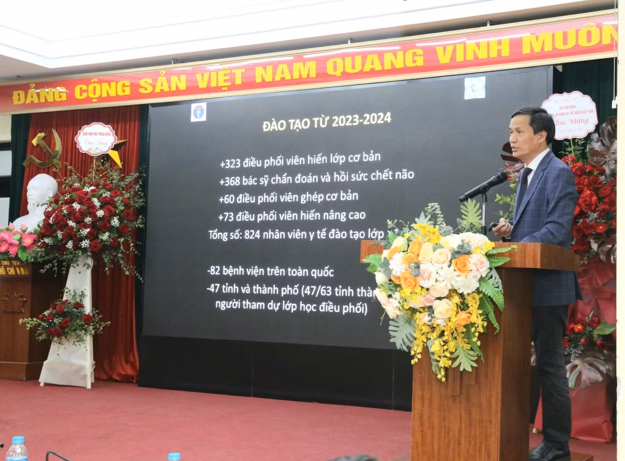 Phó Giáo sư, Tiến sĩ Đồng Văn Hệ, Giám đốc Trung tâm Điều phối ghép tạng quốc gia tổng kết công tác năm 2024.