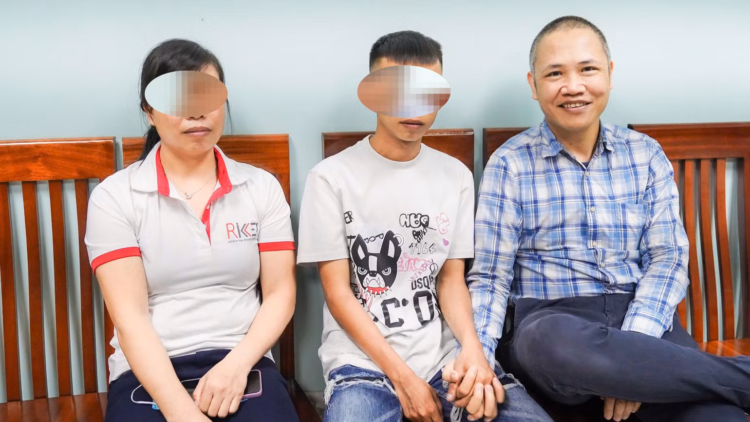 N.V.V đã trở lại học bình thường và sức khỏe tốt hơn trước.
