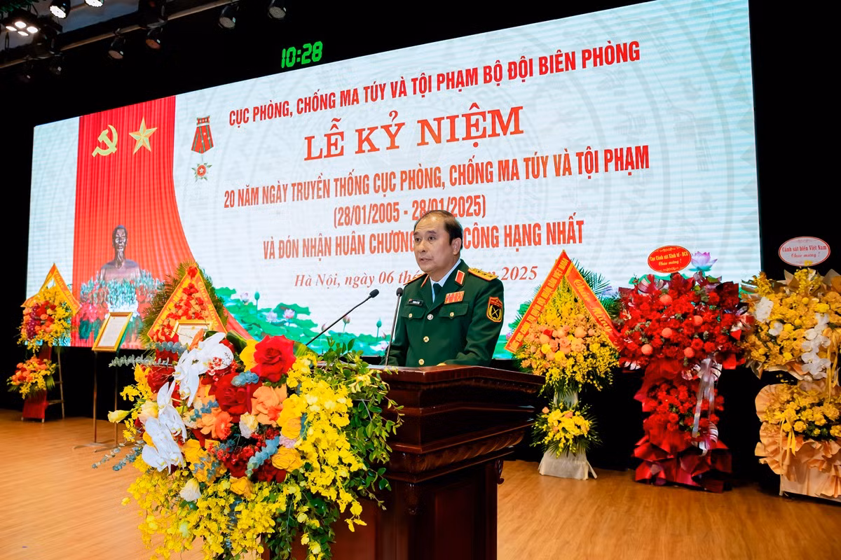 Thượng tướng Phùng Sĩ Tấn phát biểu tại lễ kỷ niệm. (Ảnh: DUY LIÊM)
