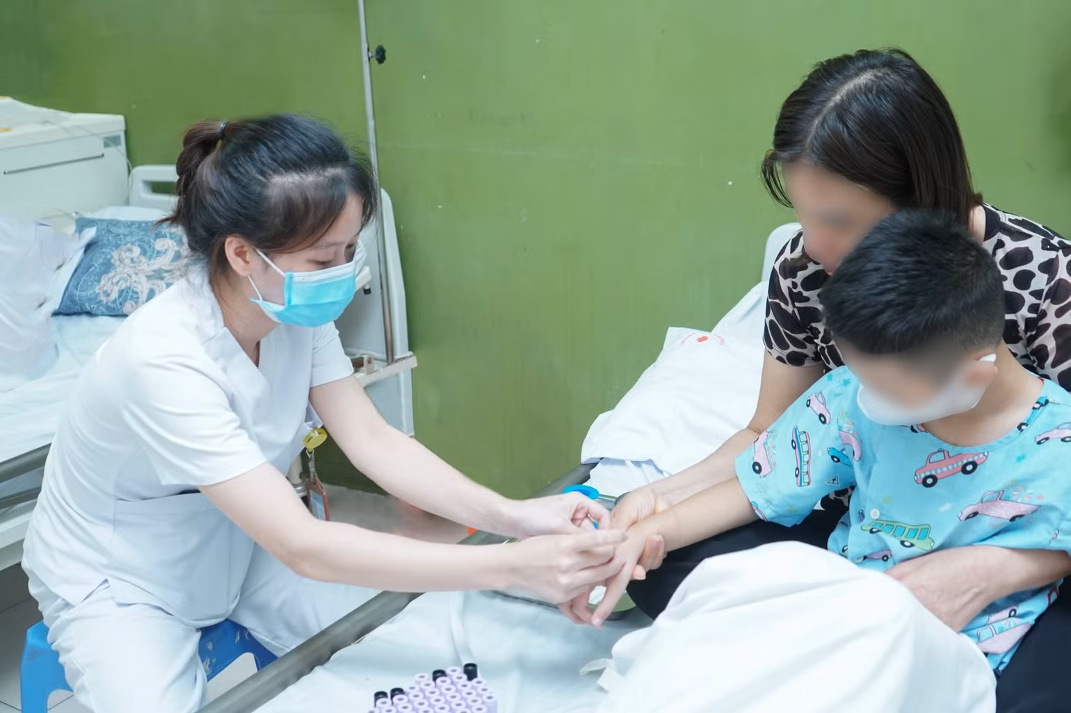 Kỹ thuật can thiệp thay van động mạch phổi qua da sẽ giúp người bệnh tránh được cuộc phẫu thuật tim lớn. Kỹ thuật can thiệp thay van động mạch phổi qua da sẽ giúp người bệnh tránh được cuộc phẫu thuật tim lớn.