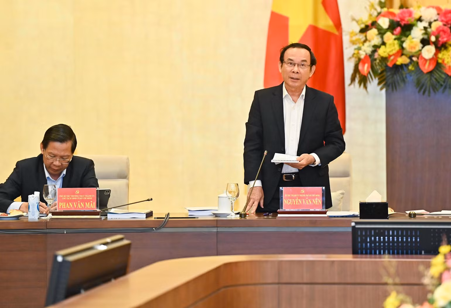 Bí thư Thành ủy Thành phố Hồ Chí Minh Nguyễn Văn Nên phát biểu tại buổi làm việc. (Ảnh: DUY LINH)