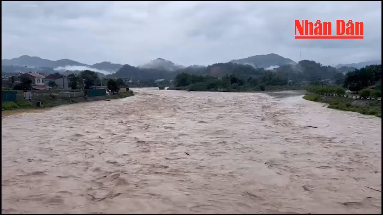 [Live] Hoàn lưu bão số 3 gây lũ lớn, thiệt hại nặng ở Bắc Bộ ảnh 13