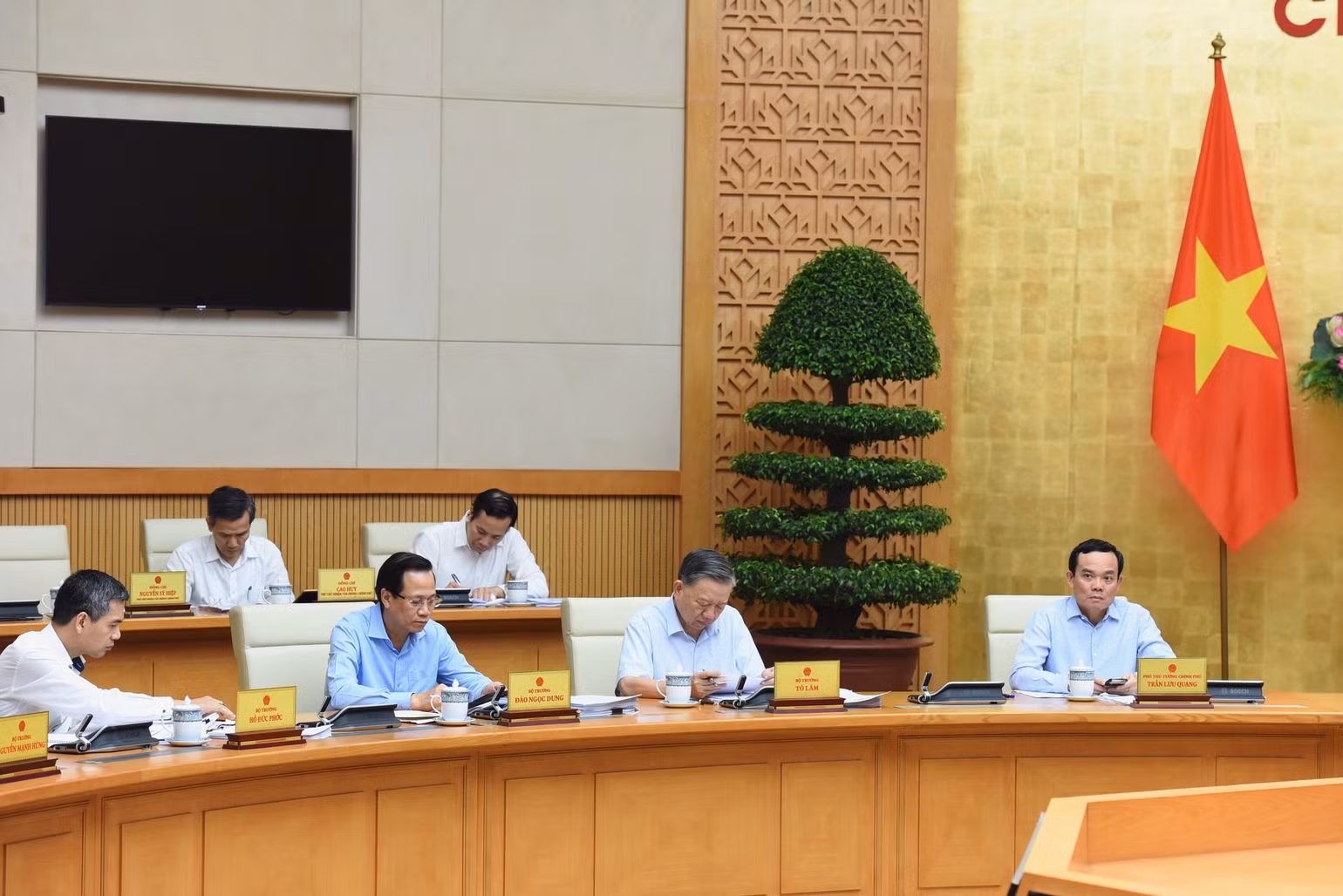 Toàn cảnh phiên họp. Toàn cảnh phiên họp.