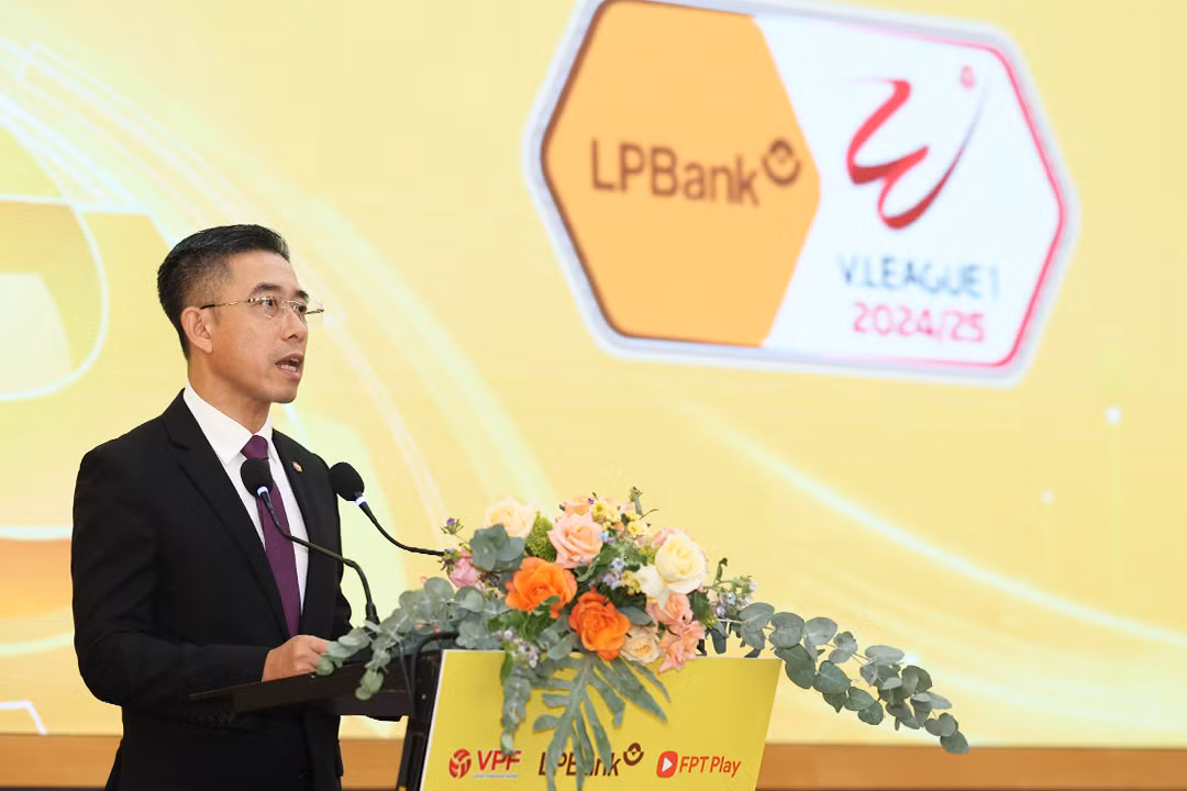 Chủ tịch HĐQT FPT Telecom Hoàng Việt Anh phát biểu tại sự kiện Chủ tịch HĐQT FPT Telecom Hoàng Việt Anh phát biểu tại sự kiện