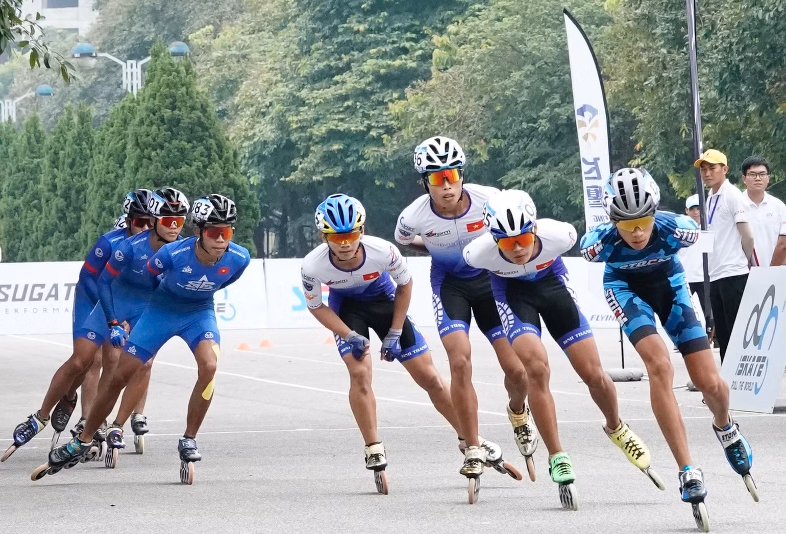 Thi đấu chung kết trượt tốc độ U18.
