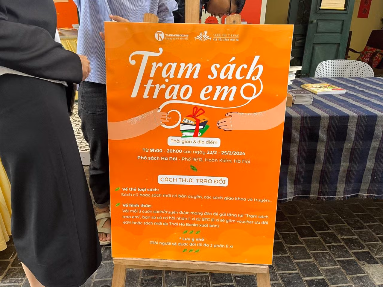 Thể lệ chương trình trao đổi sách “Trạm sách trao em”.