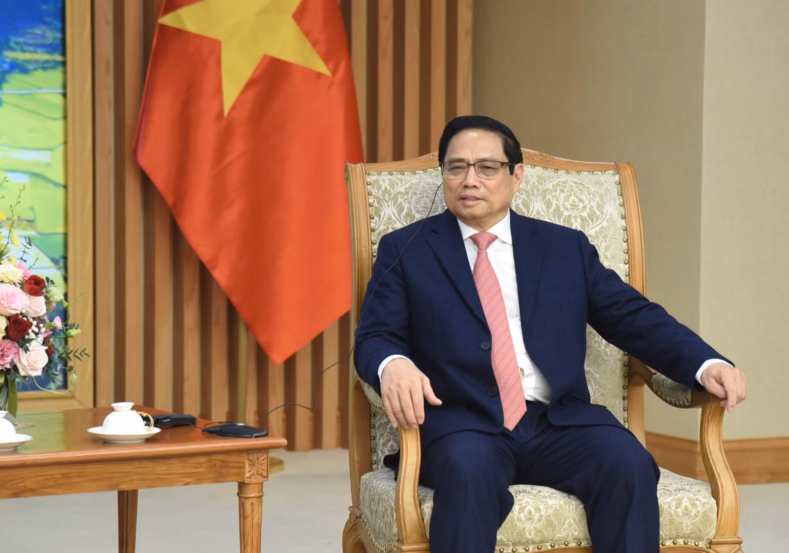 Thủ tướng Phạm Minh Chính phát biểu tại buổi tiếp Bộ trưởng Ngoại giao Cộng hòa Ba Lan Zbigniew Rau.