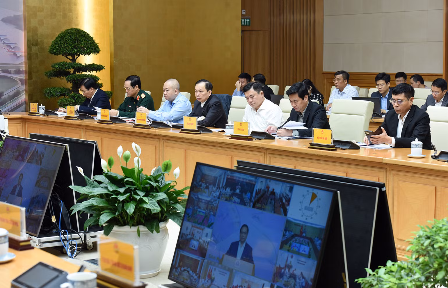 Lãnh đạo các bộ, ngành tham dự Phiên họp.