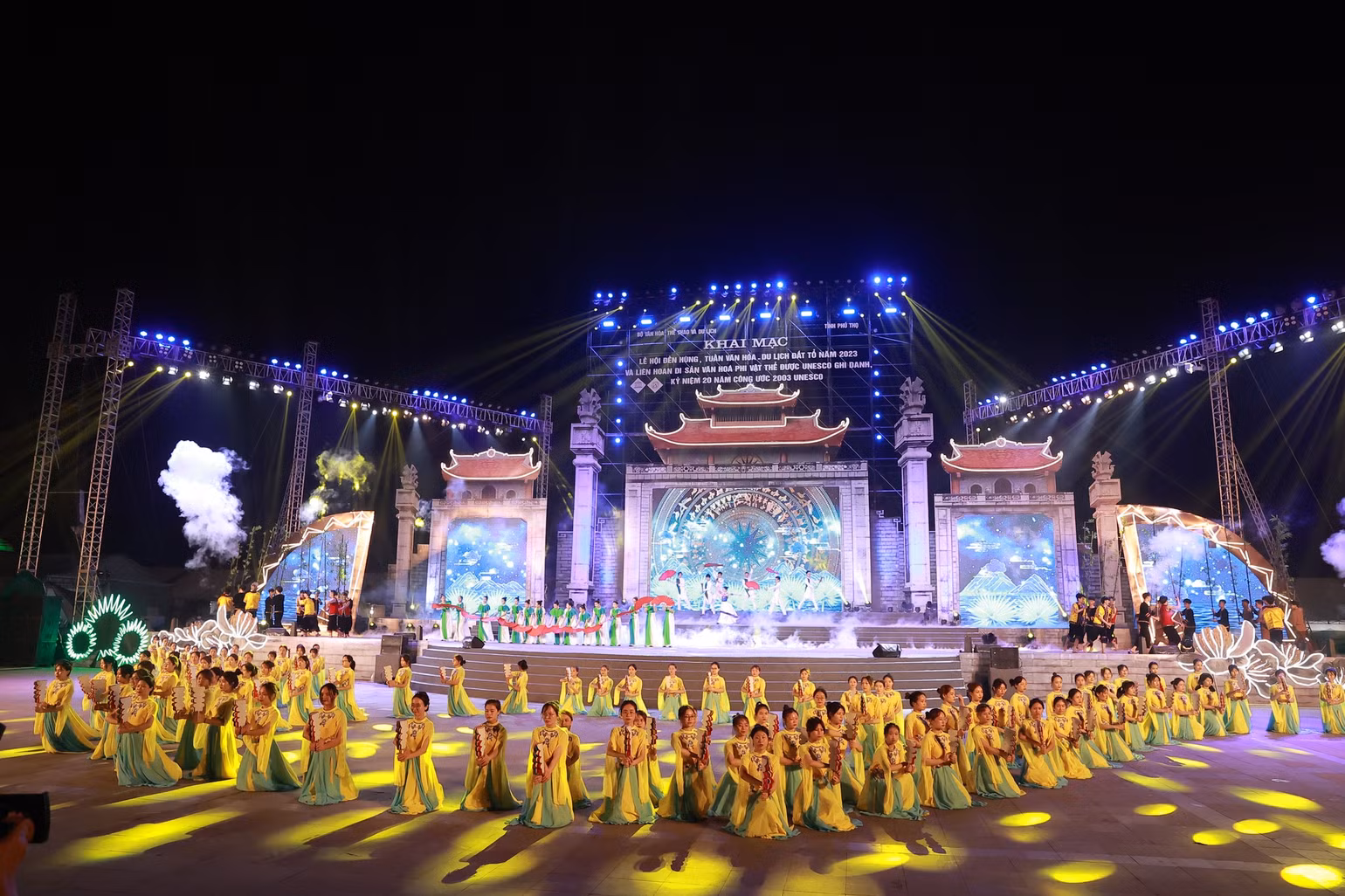 Chương trình quy tụ sự tham gia của đông đảo ca sĩ, nghệ nhân, học sinh của các vùng di sản.