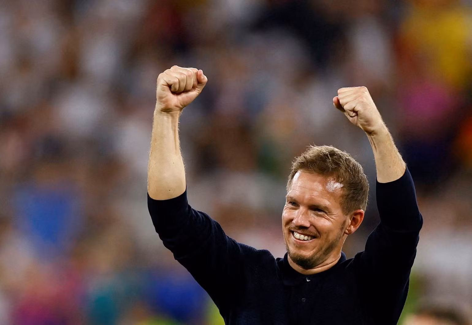 HLV Julian Nagelsmann ăn mừng sau khi Đức vượt qua Đan Mạch để giành vé vào tứ kết. (Ảnh: Reuters)