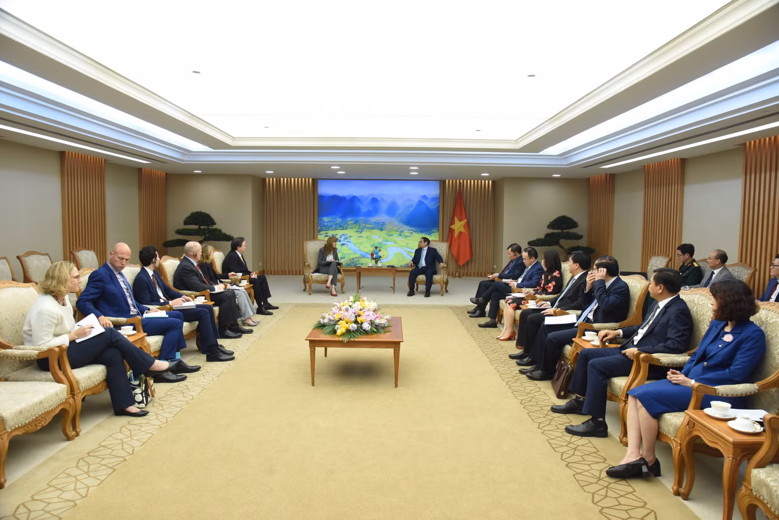 Quang cảnh buổi tiếp. (Ảnh: TRẦN HẢI) Quang cảnh buổi tiếp. (Ảnh: TRẦN HẢI)