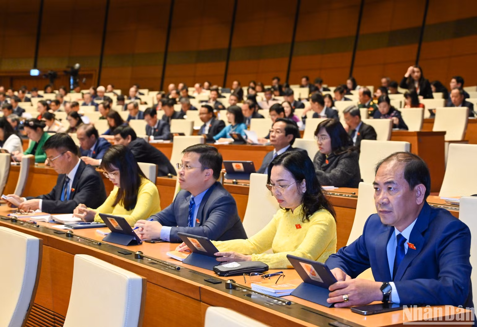 Các đại biểu Quốc hội tại phiên khai mạc Kỳ họp bất thường lần thứ hai, Quốc hội khóa XV sáng 5/1. (Ảnh: DUY LINH) Các đại biểu Quốc hội tại phiên khai mạc Kỳ họp bất thường lần thứ hai, Quốc hội khóa XV sáng 5/1. (Ảnh: DUY LINH)