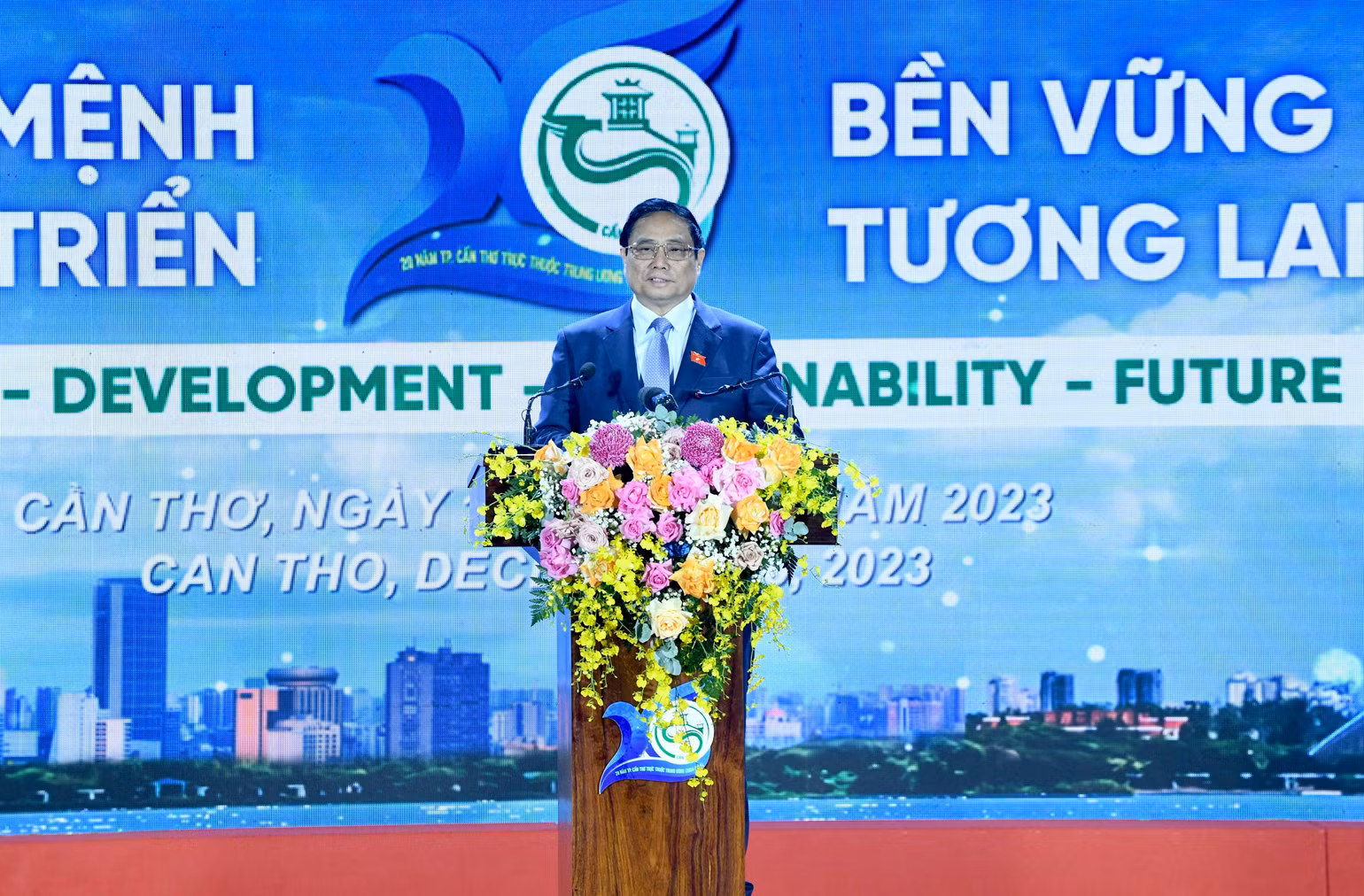 Thủ tướng Phạm Minh Chính phát biểu ý kiến tại Hội nghị công bố Quy hoạch và xúc tiến đầu tư thành phố Cần Thơ. Thủ tướng Phạm Minh Chính phát biểu ý kiến tại Hội nghị công bố Quy hoạch và xúc tiến đầu tư thành phố Cần Thơ.
