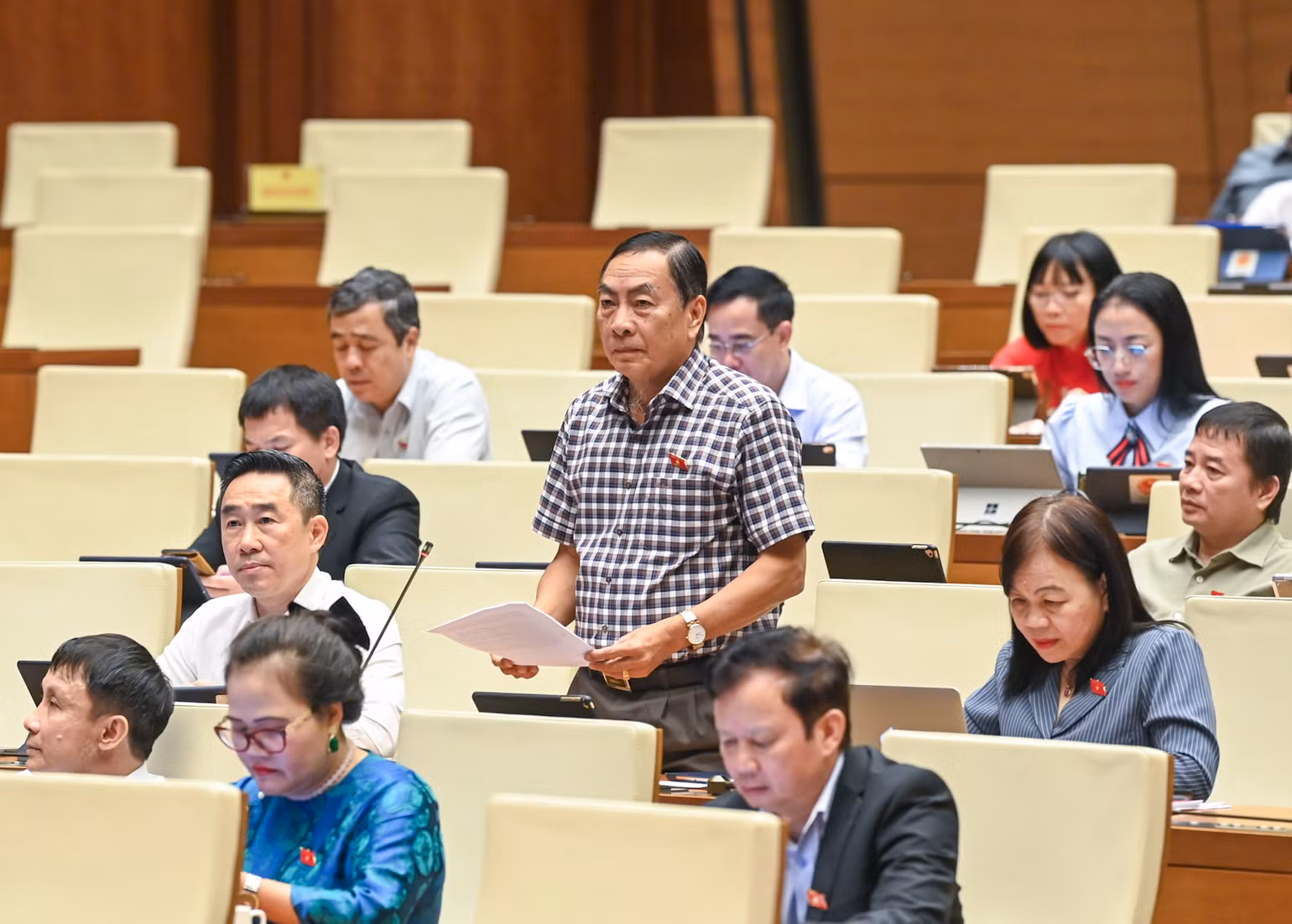 Đại biểu Phạm Văn Hòa (Đồng Tháp). (Ảnh: DUY LINH) Đại biểu Phạm Văn Hòa (Đồng Tháp). (Ảnh: DUY LINH)