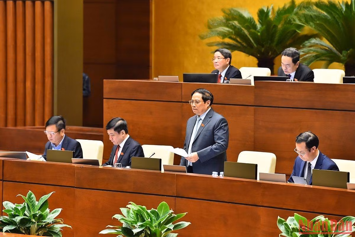 Thủ tướng Chính phủ Phạm Minh Chính trả lời chất vấn của các đại biểu Quốc hội. (Ảnh: ĐĂNG KHOA)